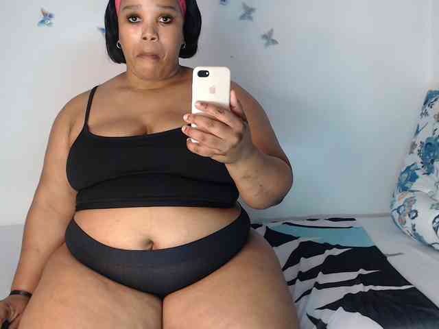 SexyChill1992 webcam