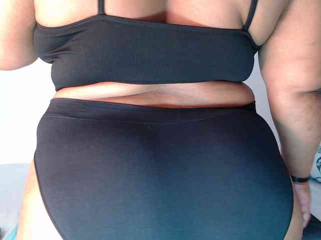 SexyChill1992 webcam