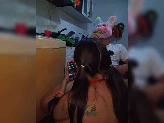 Kingofqueen23 webcam