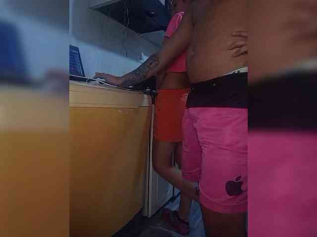 Kingofqueen23 webcam