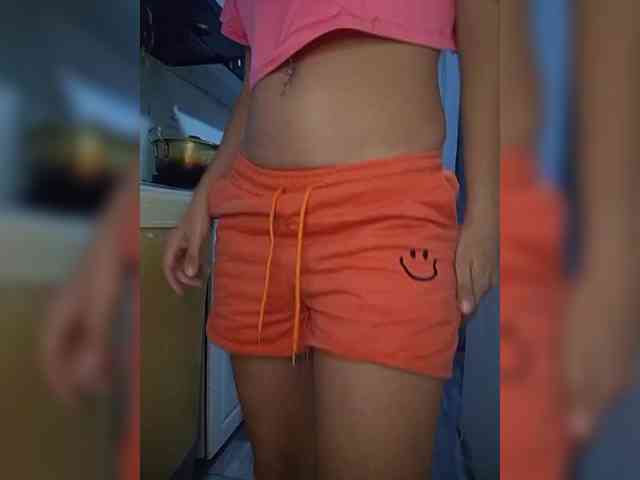 Kingofqueen23 webcam