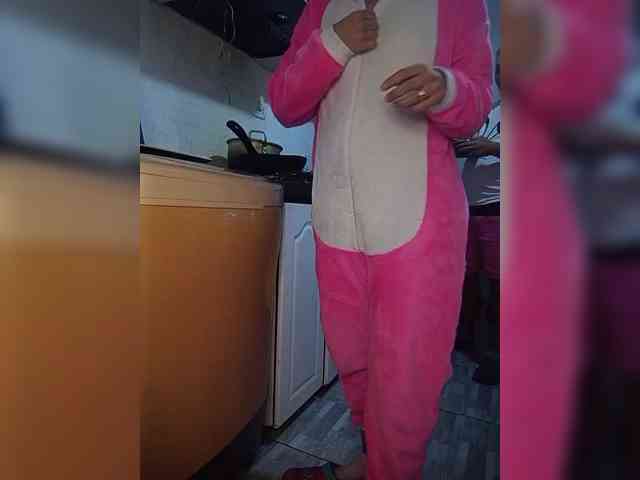 Kingofqueen23 webcam