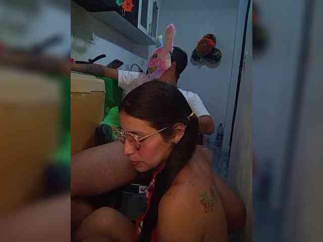 Kingofqueen23 webcam