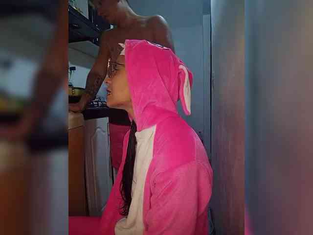 Kingofqueen23 webcam