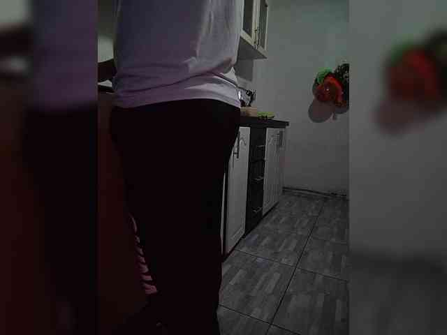 Kingofqueen23 webcam