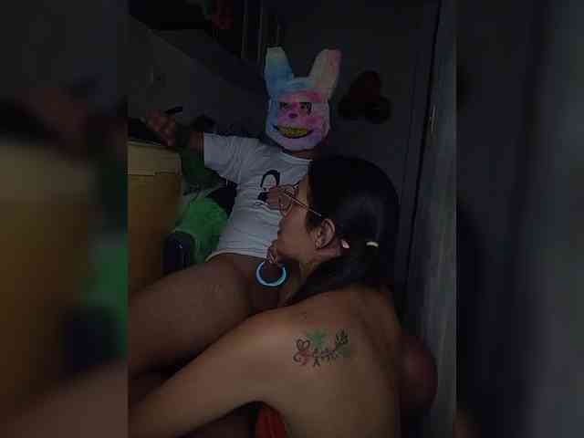 Kingofqueen23 webcam