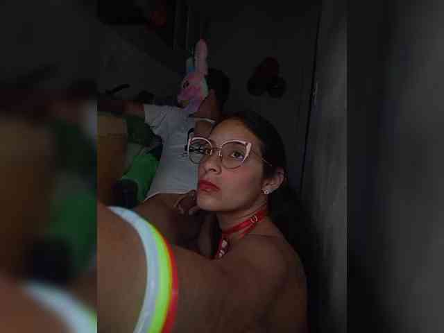 Kingofqueen23 webcam