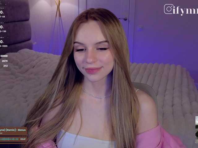 Entrez le videochat erotique avec le
modèle fymryn fymryn