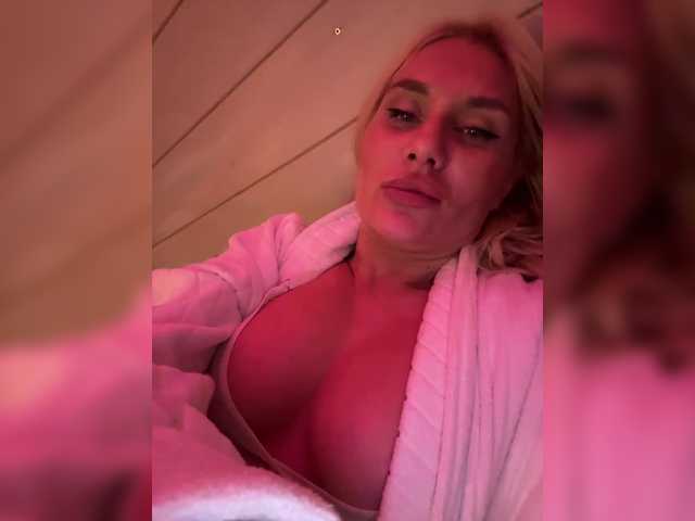 Tvoyasamka77 webcam