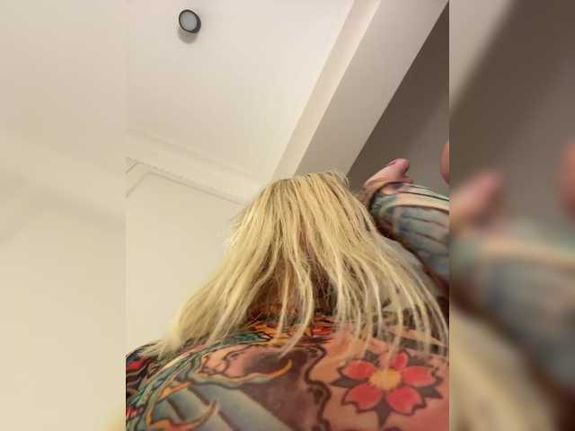 Gratis Live Sexcam mit Tvoyasamka77 Tvoyasamka77