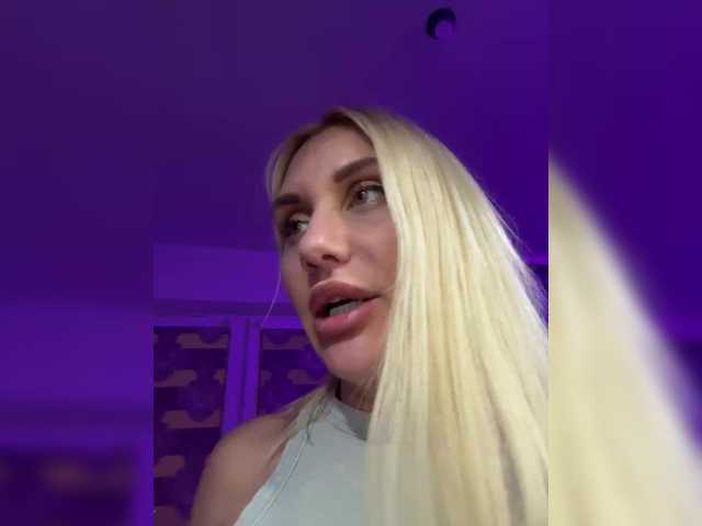 Vai a chattare su Tvoyasamka77 Tvoyasamka77