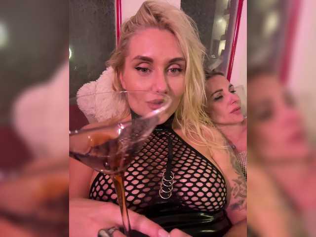 Gratis Live Sexcam mit Tvoyasamka77 Tvoyasamka77