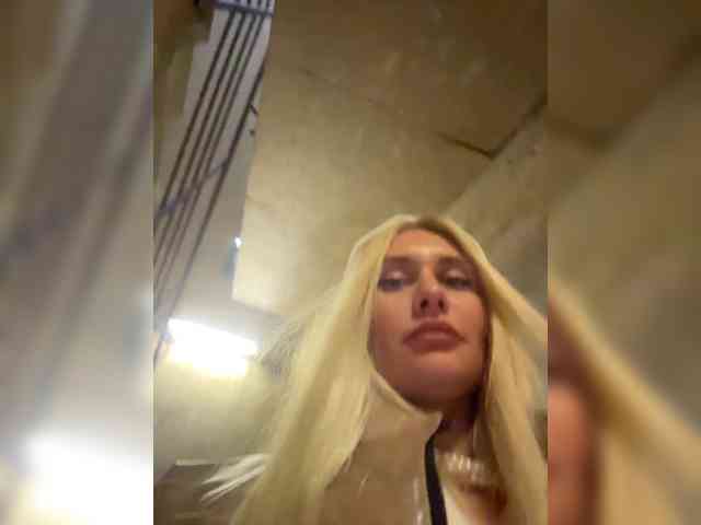 Tvoyasamka77 webcam