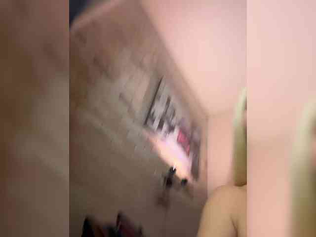 Tvoyasamka77 webcam