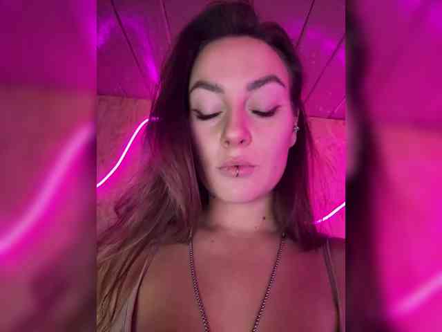 Mini-Molly69x webcam