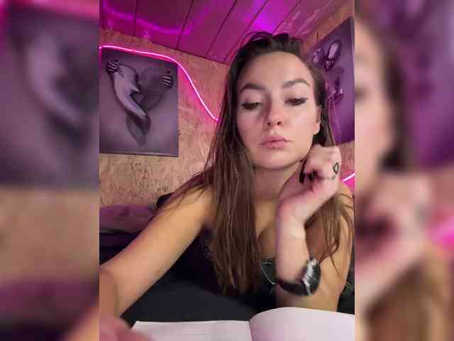 Mini-Molly69x webcam