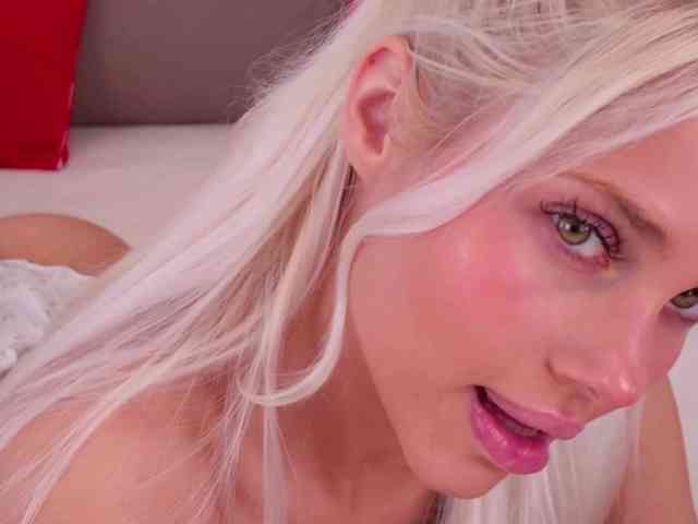Jolly_Belle webcam