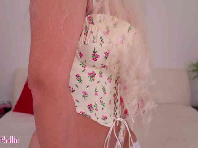 Jolly_Belle webcam