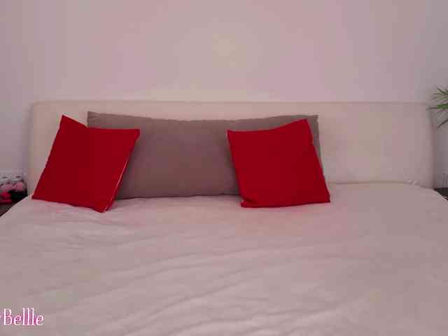 Jolly_Belle webcam
