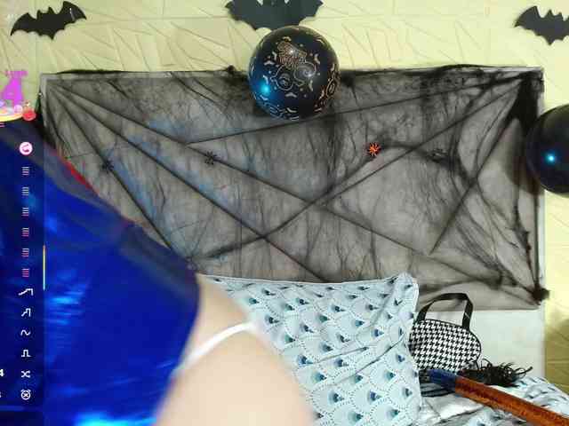 Esmeralda-Oik webcam