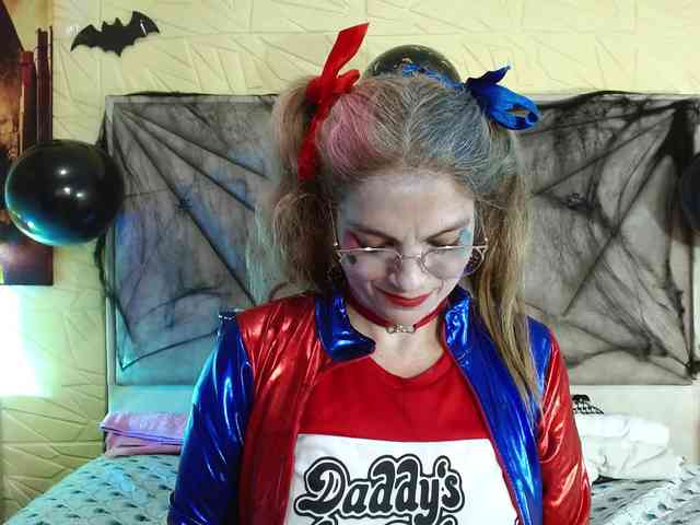 Esmeralda-Oik webcam