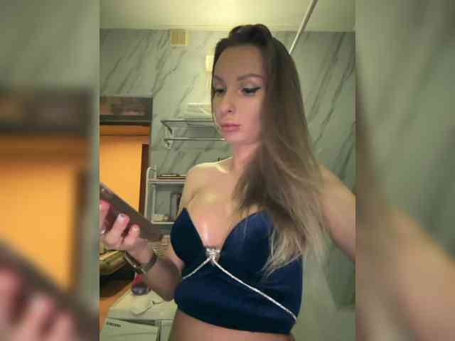 GoldPussy69 webcam