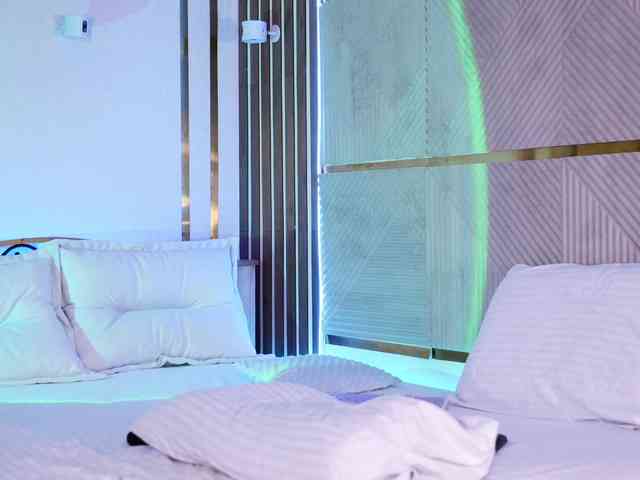 hey_Babyfaces webcam