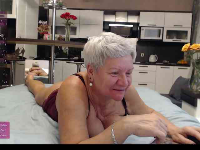 roxana-brooks webcam