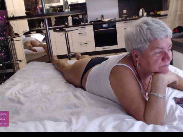 roxana-brooks webcam