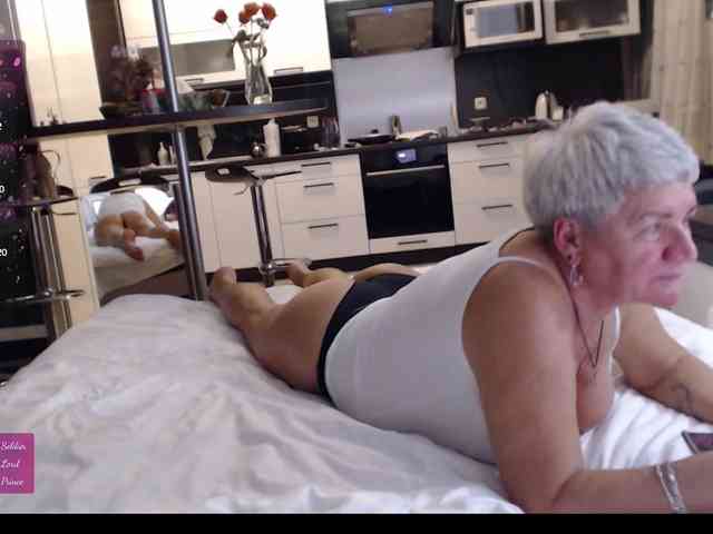 roxana-brooks webcam