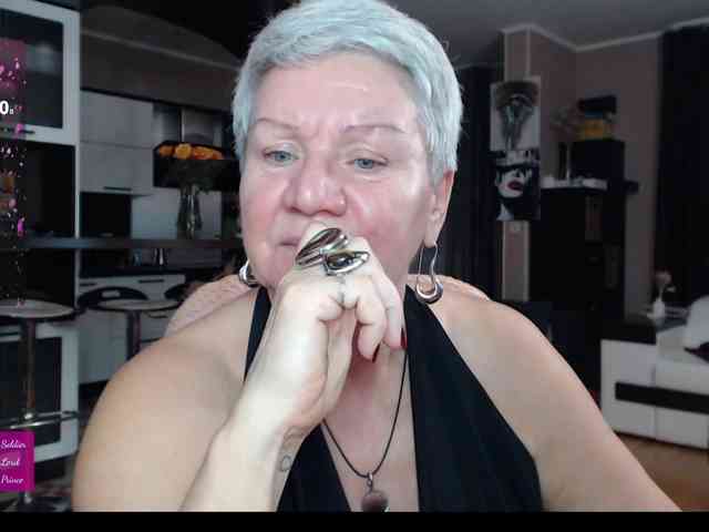 roxana-brooks webcam