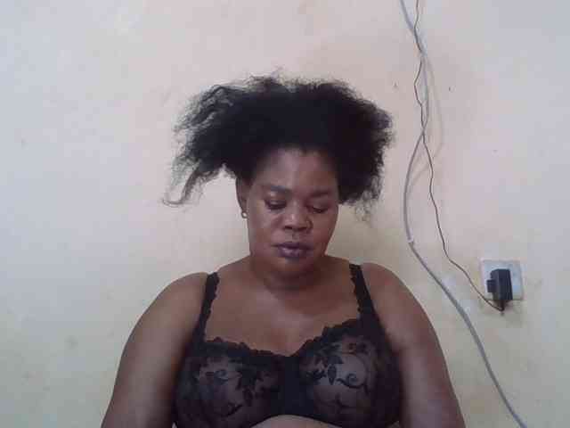Sexydove webcam