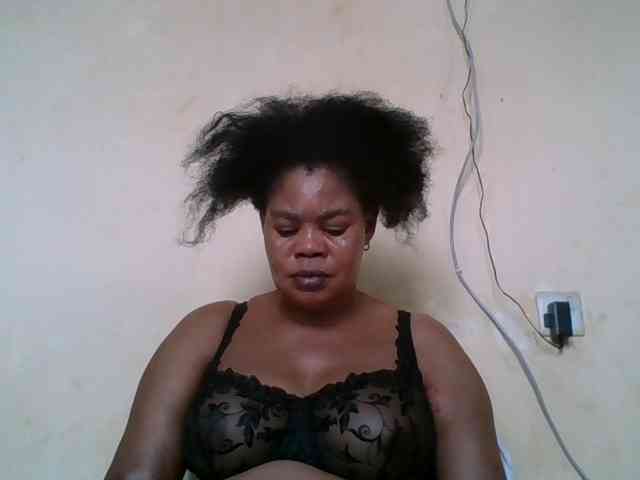 Sexydove webcam