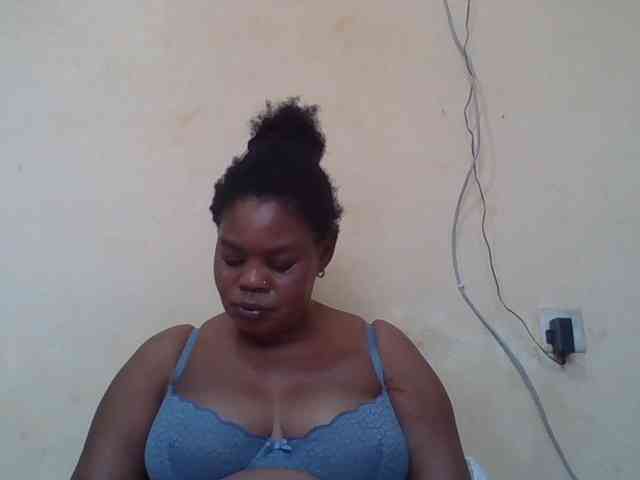 Sexydove webcam