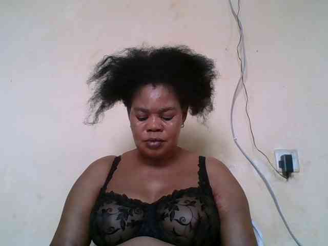 Sexydove webcam