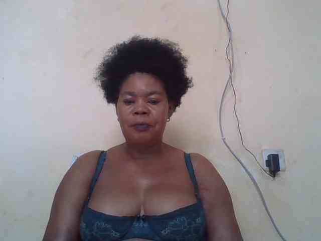 Sexydove webcam