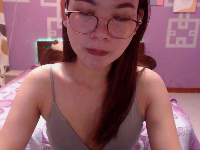 HottieAnne webcam