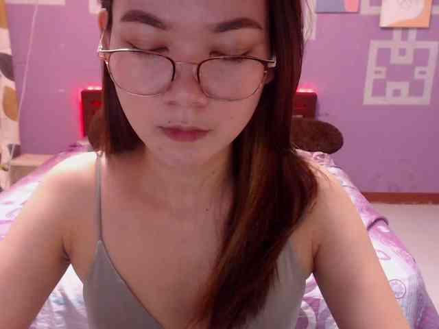 HottieAnne webcam