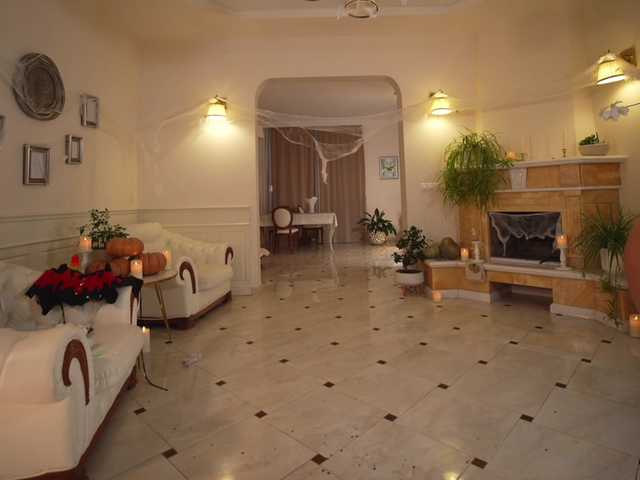 Vai a chattare su HeyBanana HeyBanana