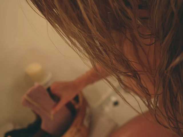 go to chat with HeyBanana