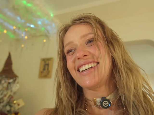 Vai a chattare su HeyBanana HeyBanana