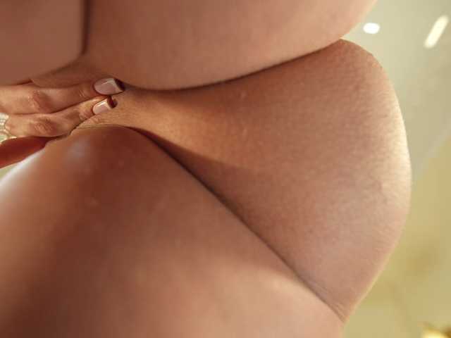 Vai a chattare su HeyBanana HeyBanana