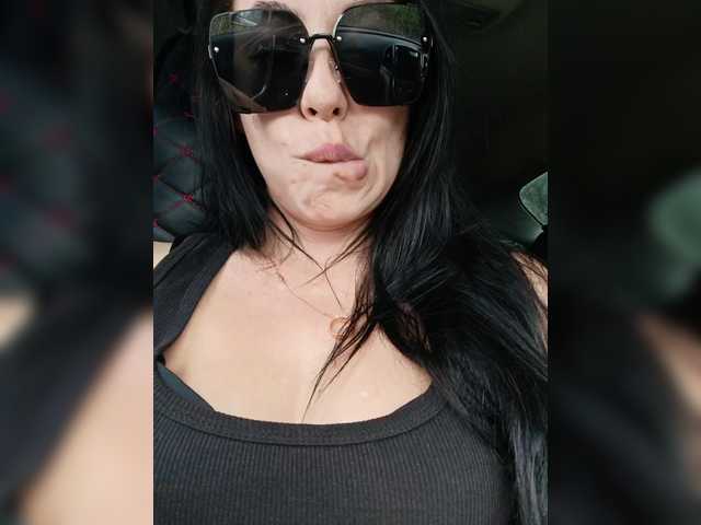 Entra en el chat con el modelo ___Pypsiki___ ___Pypsiki___