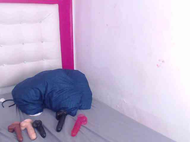 tiny-whore webcam