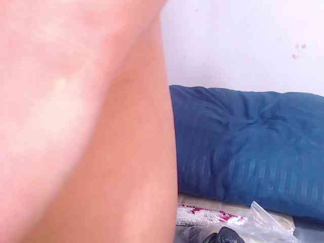 tiny-whore webcam