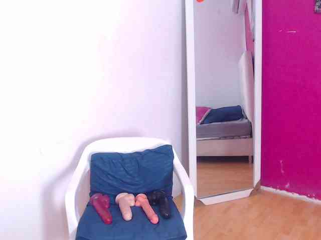 tiny-whore webcam
