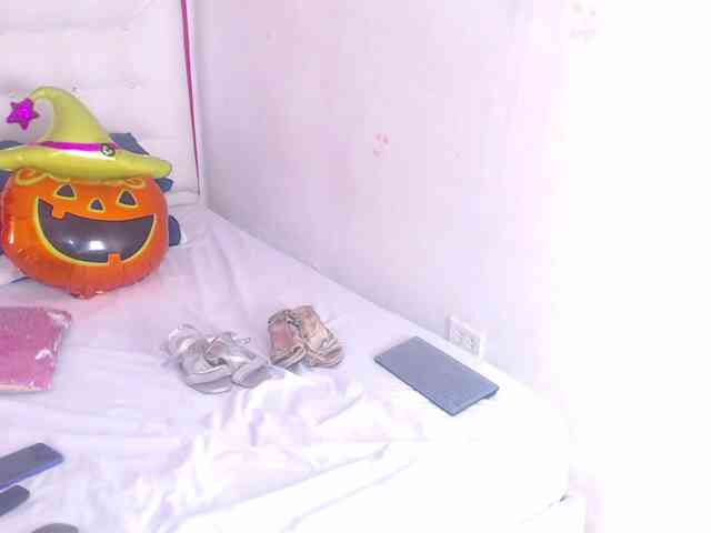 tiny-whore webcam
