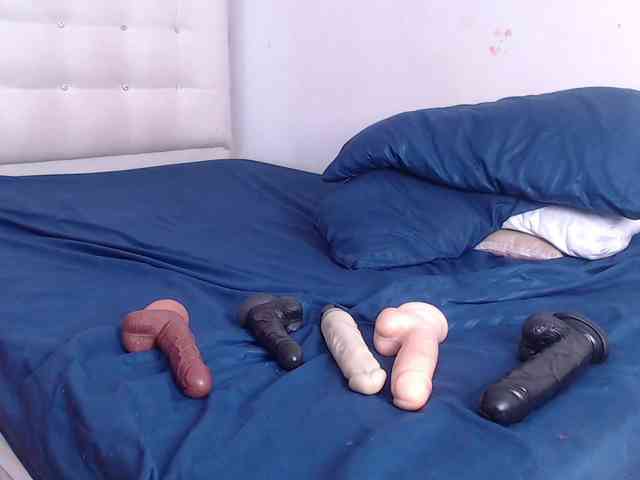 tiny-whore webcam