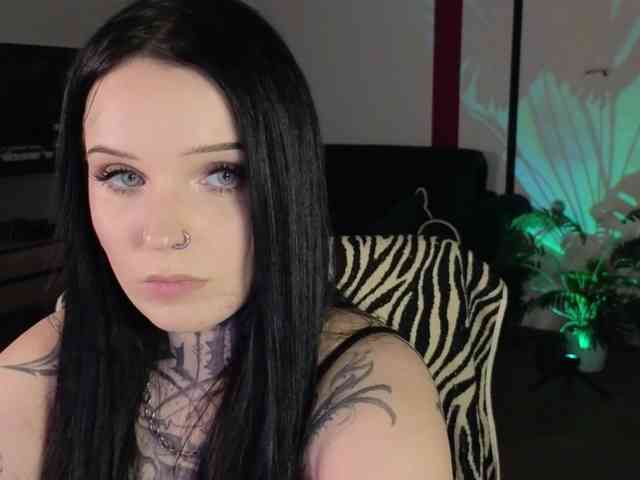 ATOMICKETCHUP webcam