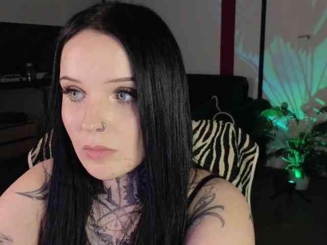 ATOMICKETCHUP webcam